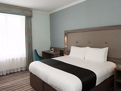 ลินเดียร์ ฮอลล์ โฮเทล ซิกเนเจอร์ คอลเลกชั่น บาย เบสท์ เวสเทิร์น Hotel Rossett ภายนอก รูปภาพ